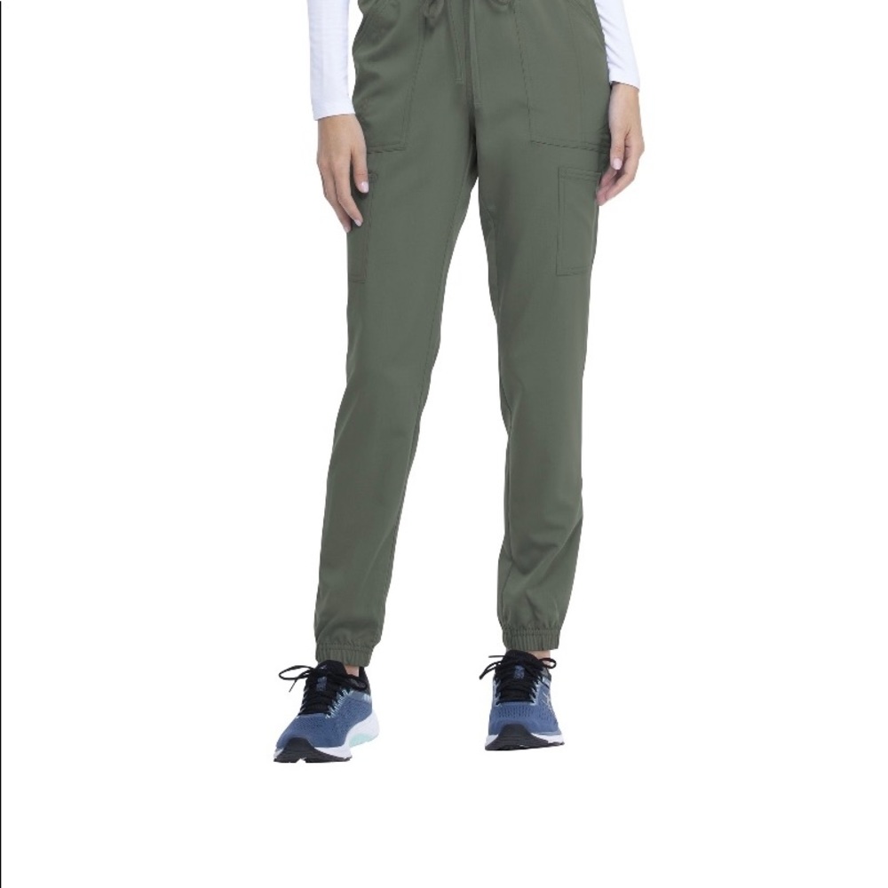 Scrubstar scrubs set